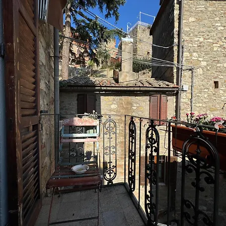 Donna Lucrezia Passignano sul Trasimeno