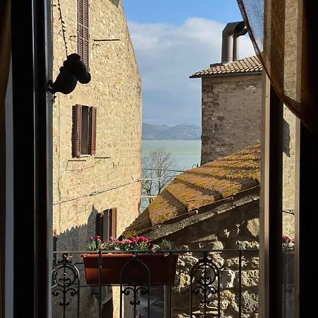Donna Lucrezia Passignano sul Trasimeno