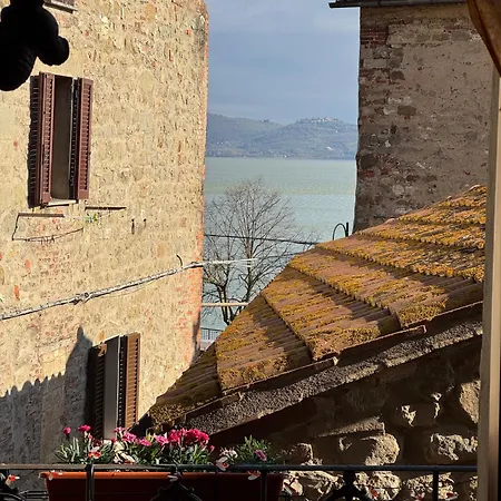 Donna Lucrezia Apartment